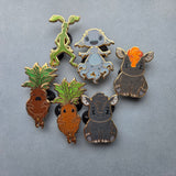 Set of 6 pins