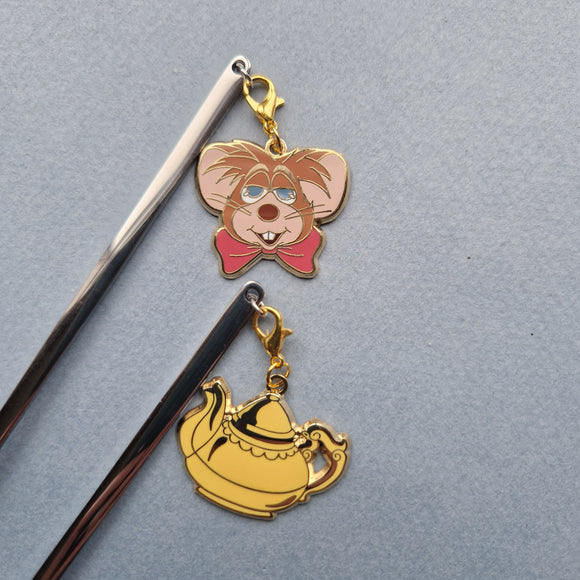 Dormouse: 2 spoons